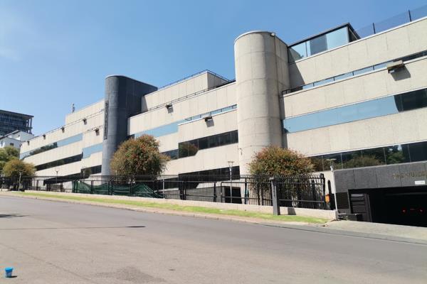 This 79m2 office (suitable for around 5-7 people) at 1 Sturdee in Rosebank is ideal for ...