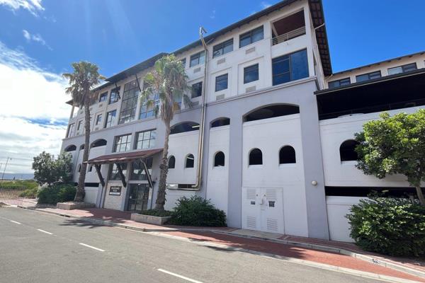 331m2 office available to rent in the heart of Century City, Cape Town. 

The business ...