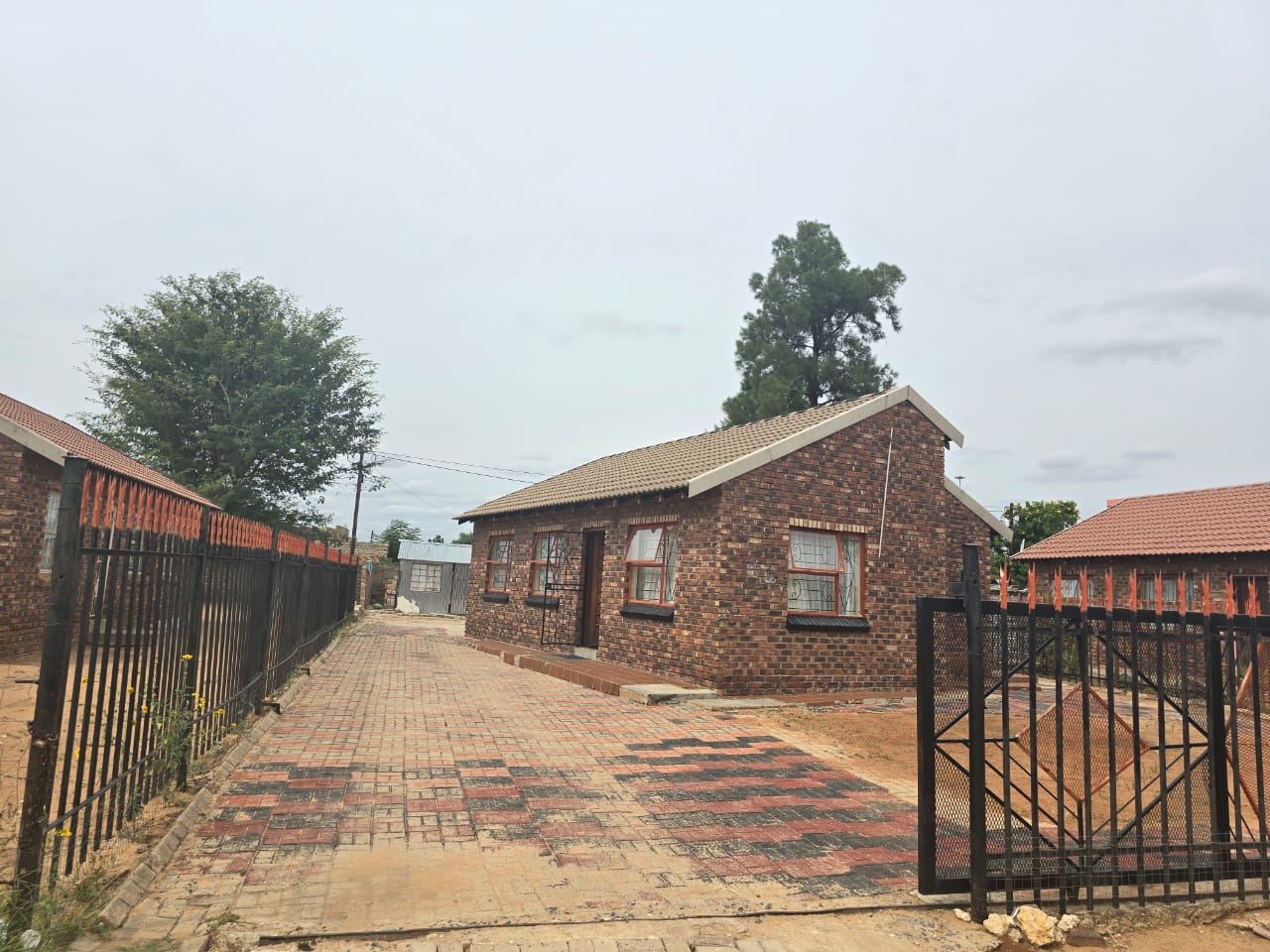 Mmabatho Unit 12 Property Property and houses for sale in Mmabatho