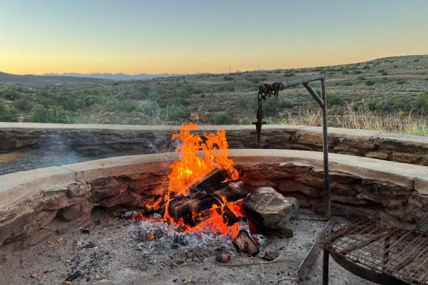 Discover a pristine 391-hectare game farm in the heart of the Klein Karoo, conveniently situated between George and Oudtshoorn in the ...