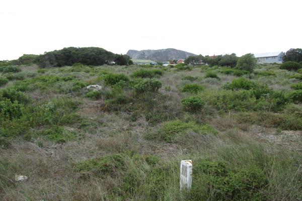 This beautiful vacant stand is in the very popular Groenberg area, within the fynbos. ...