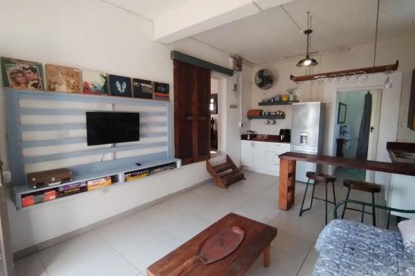 Charming semi Furnished Flatlet in Oceanview Bluff: A Comfortable Haven 

Nestled in the scenic coastal community of Oceanview Bluff ...