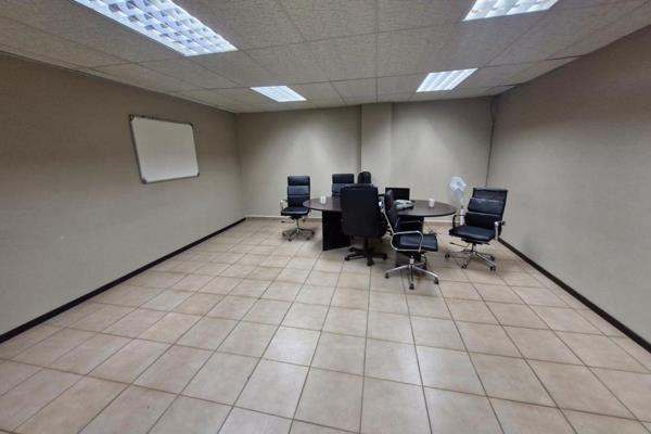 Modern office space available on a very busy street in Klipfontein.

This double story property has a lot to offer.
Downstairs: 
1 x ...