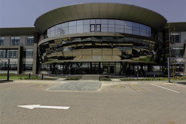 These newly built AAA grade offices, situated between Kempton park and Boksburg, have ...