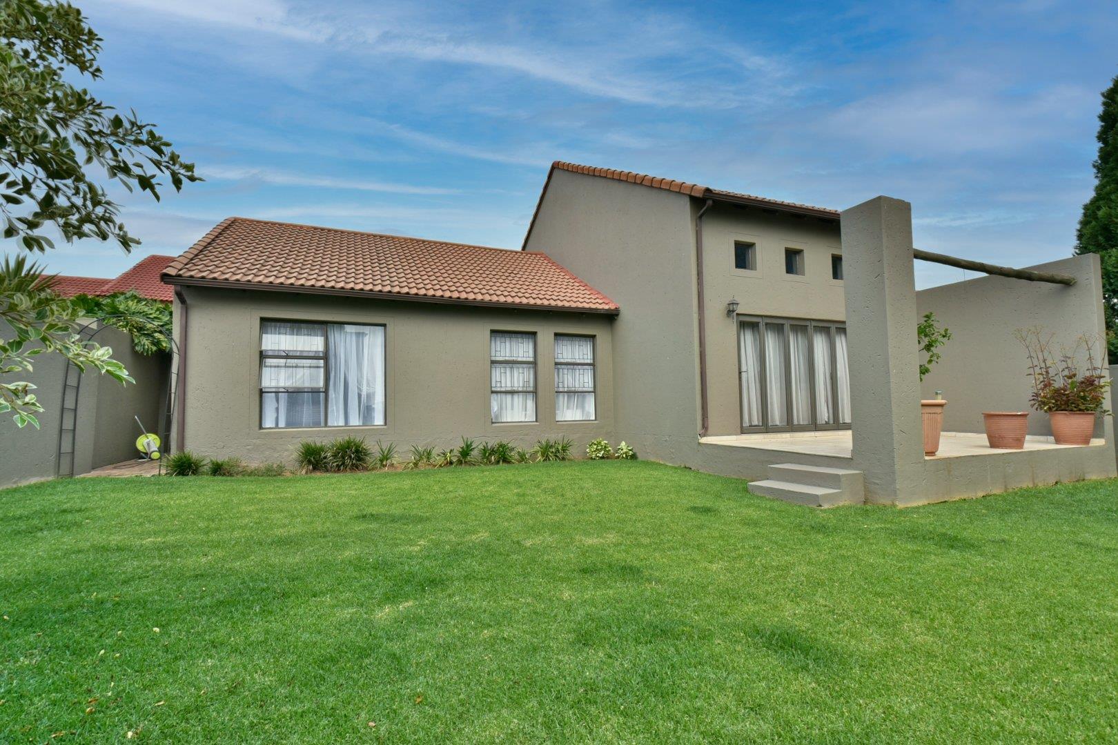 Randpark Ridge Property Houses for sale in Randpark Ridge