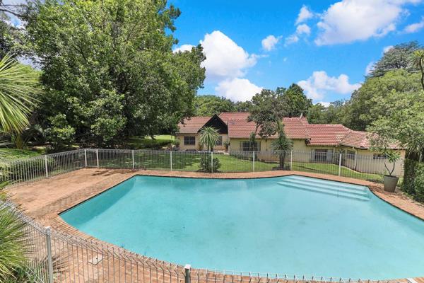 Serious Seller, Taking Offers!
Lovely 4 Bedroom, 3 Bathroom Home in Prime Bryanston Location, with cottage.

Located in a highly ...