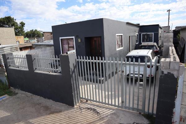 This charming 3-bedroom property is situated in the suburb of Kalkfontein, offering easy access to shopping amenities and is fully ...