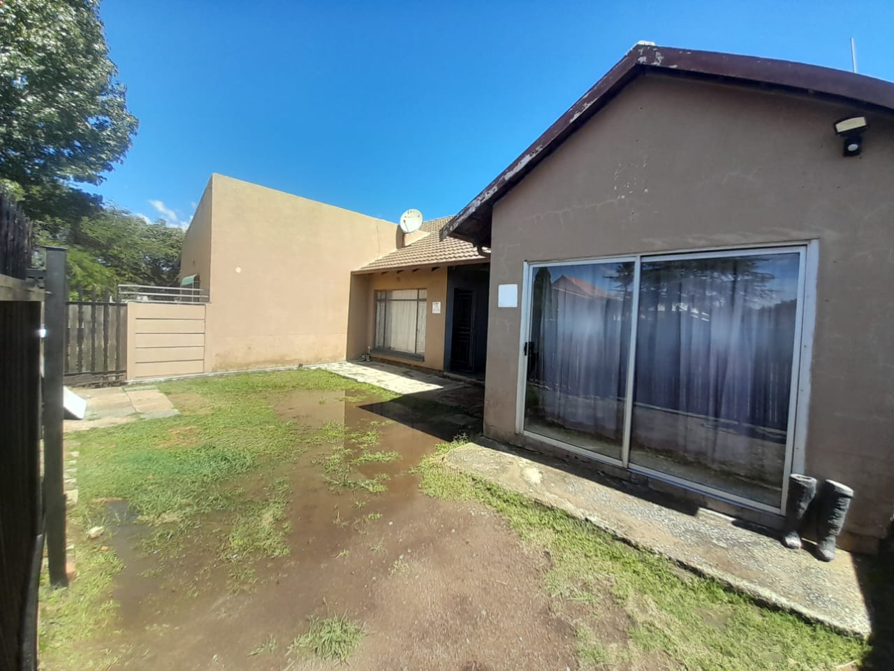 4 Bedroom House for sale in Boksburg North - P24-114248872