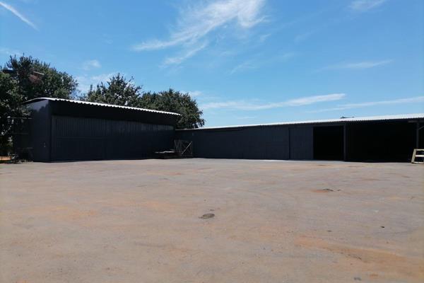 Exclusive to Howell Properties!

Looking for warehouse space?

Then this is it, lots of land area for super links to ...