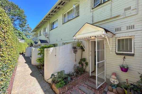 Your future home awaits… This duplex offers endless possibilities, it could be the perfect starter home or an investment opportunity. ...