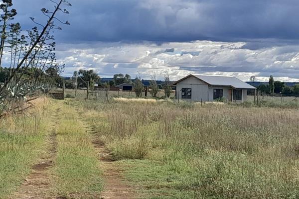 Calling all potential buyers for Vaalbank. We have the property that you want. The size of this plot is 4.2827 hectare. 
This Nutec ...