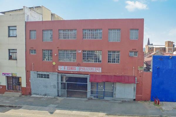 Calling all investors!!!

This commercial property is situated on 2 stands within the ...