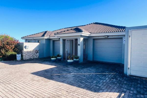 If you like suburban living, and would like to be close to Shark Bay beach - this home is the perfect family home for you. This ...