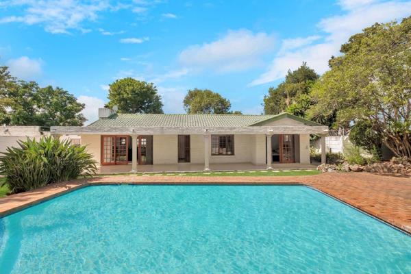 OFFERS from 1.999m


Nestled within the highly sought-after gated suburb of Bordeaux South, this 3-bedroom home epitomizes comfort and ...