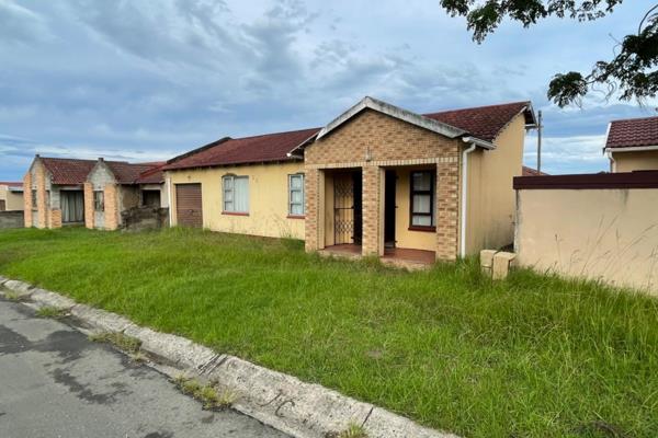 Bosch Properties is proud to present to you this charming lovely home , situated in a quiet area 
of Haven Hills 
this property ...