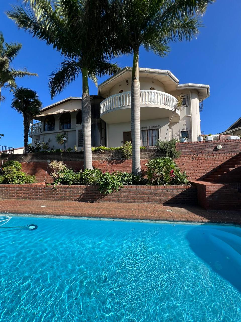 4 Bedroom House for sale in Stanger Manor P24114260246