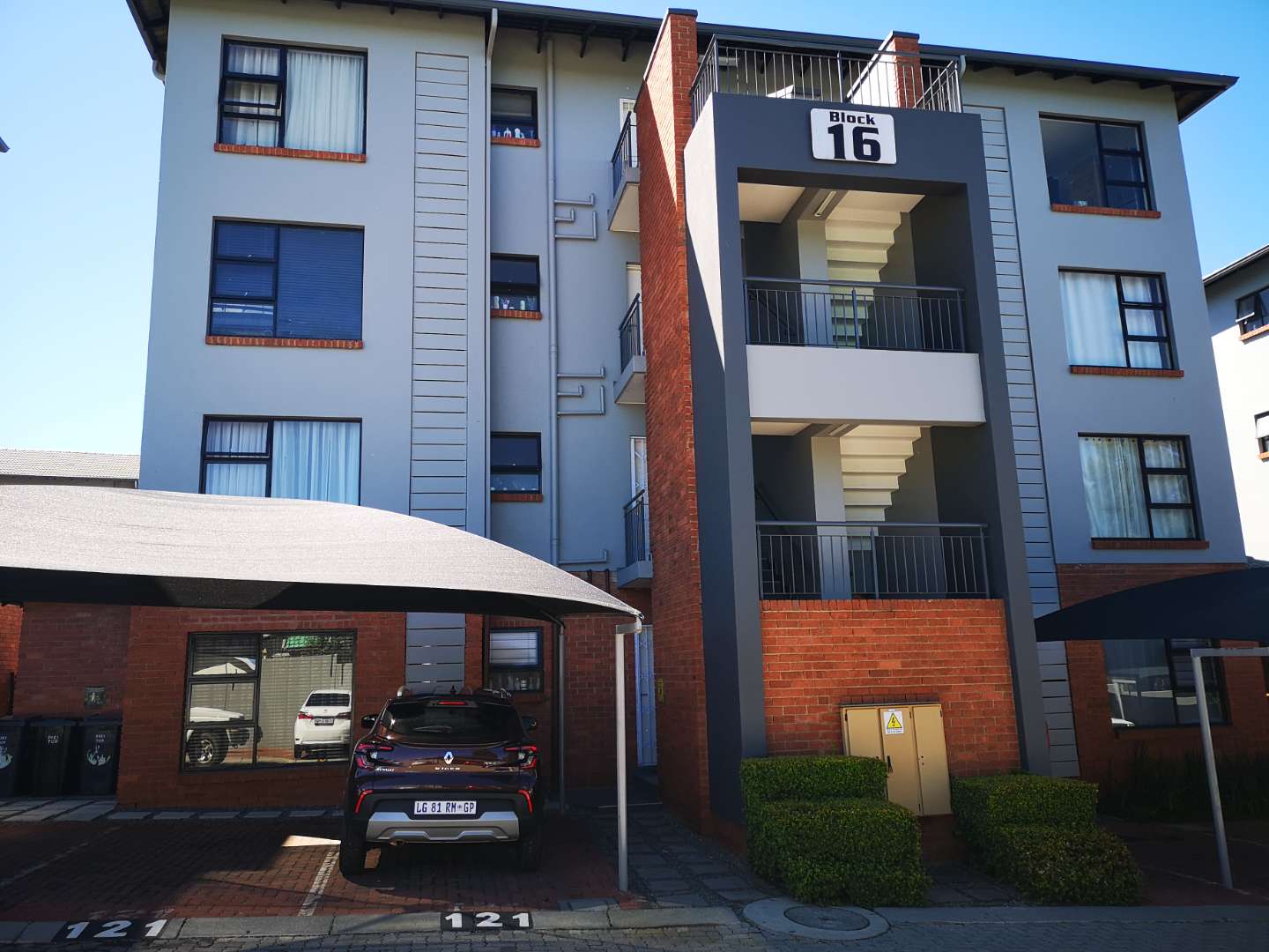 2 Bedroom Townhouse for sale in Oakdene - 70 Oakdene Park Dr - P24 ...