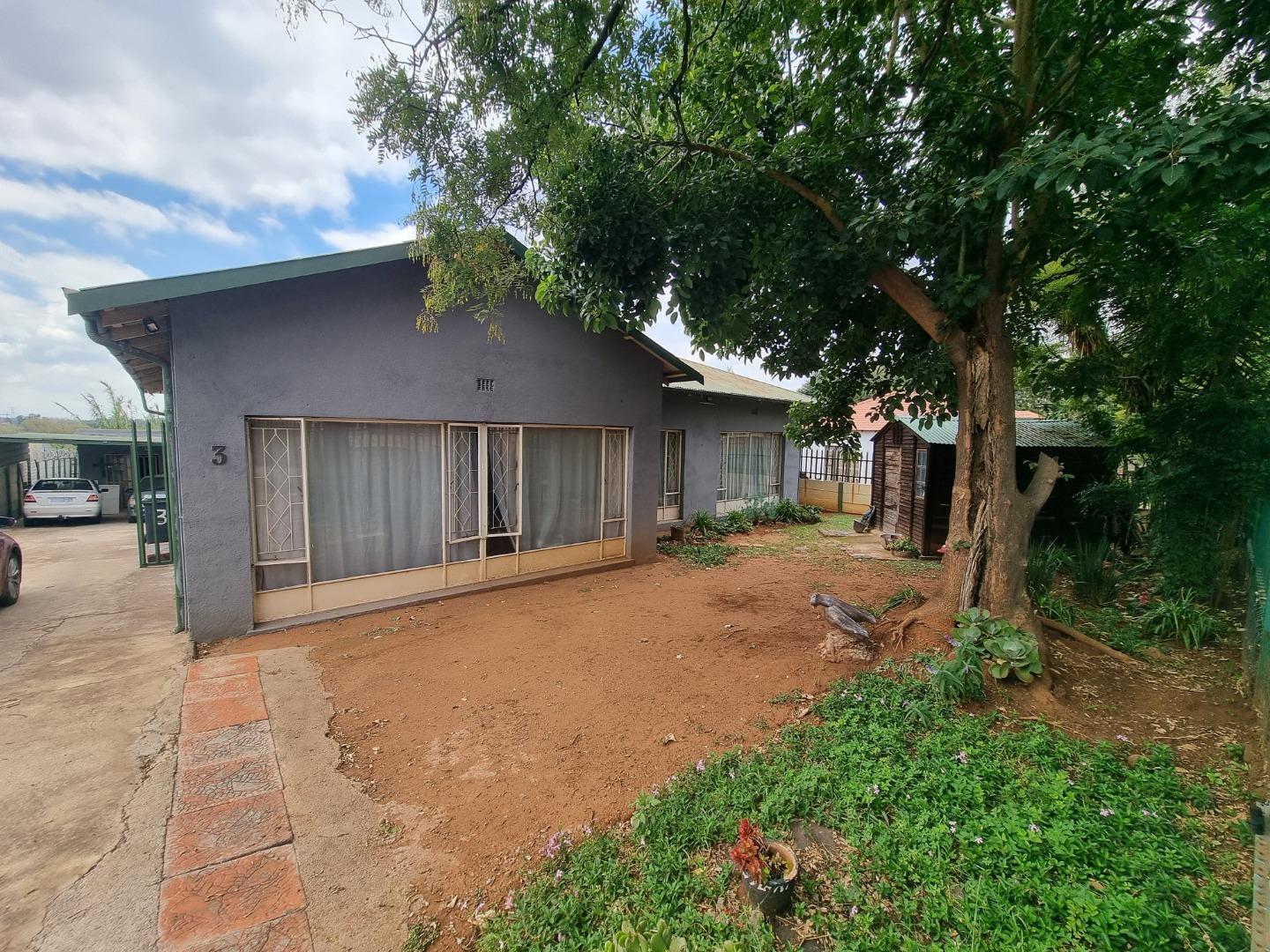 4 Bedroom House for sale in Anzac P24114263428