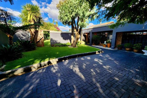 Magnificent family home with a stunning entertainment area overlooking a sparkling ...