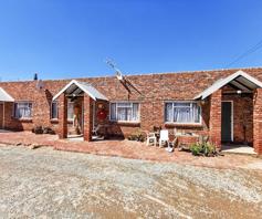 House for sale in Roosheuwel Ext 2