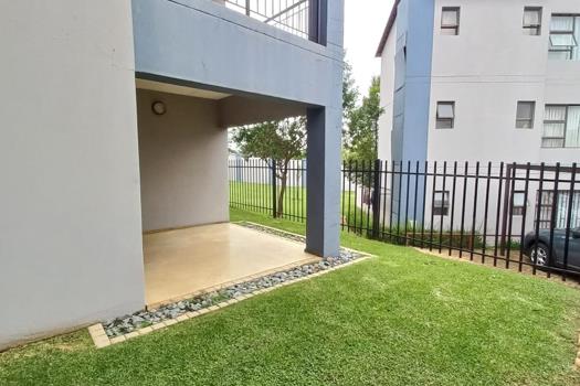 2 Bedroom Apartment / Flat for sale in Honeydew Grove