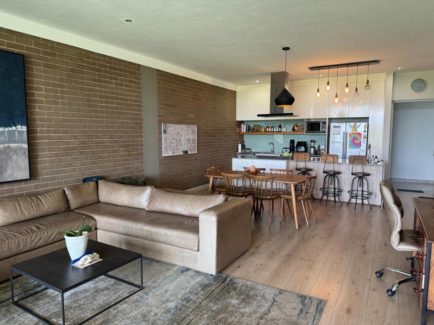 2 Bedroom Apartment / flat to rent in Midfield Estate P24114268418