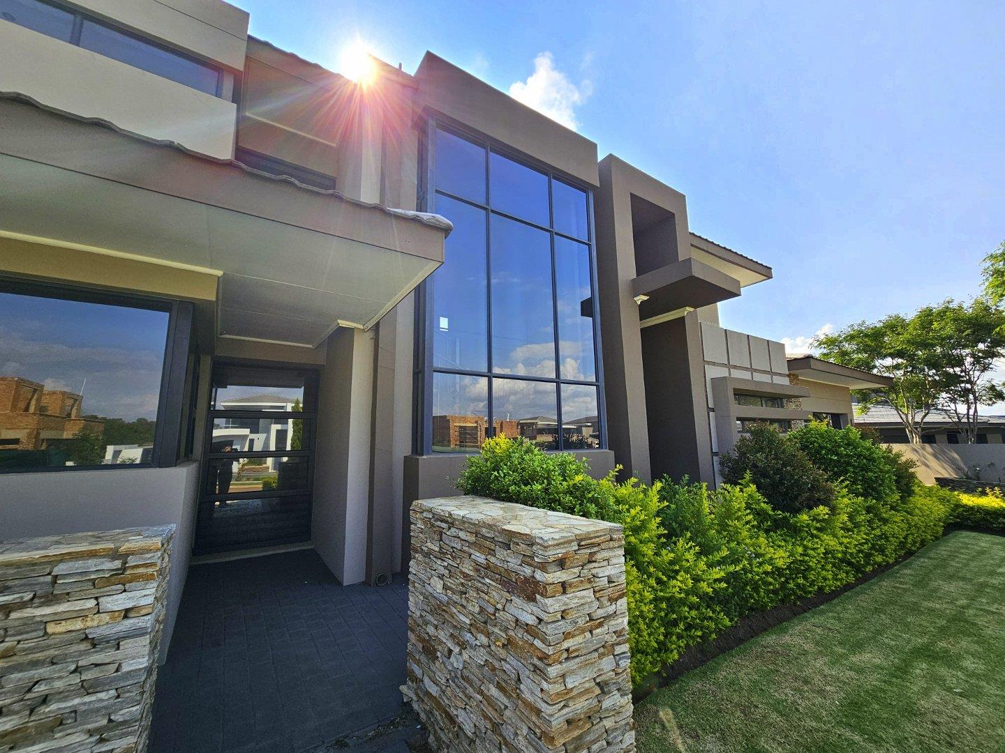 4 Bedroom House for sale in Lombardy Estate 363 Messina Street P24