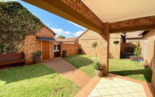 3 Bedroom Townhouse for sale in Equestria