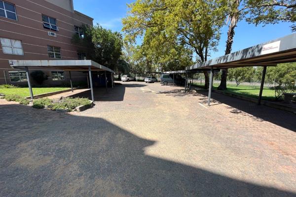 For sale in Sunninghill, a pristine 400sqm office space awaits. Its open-plan design ...