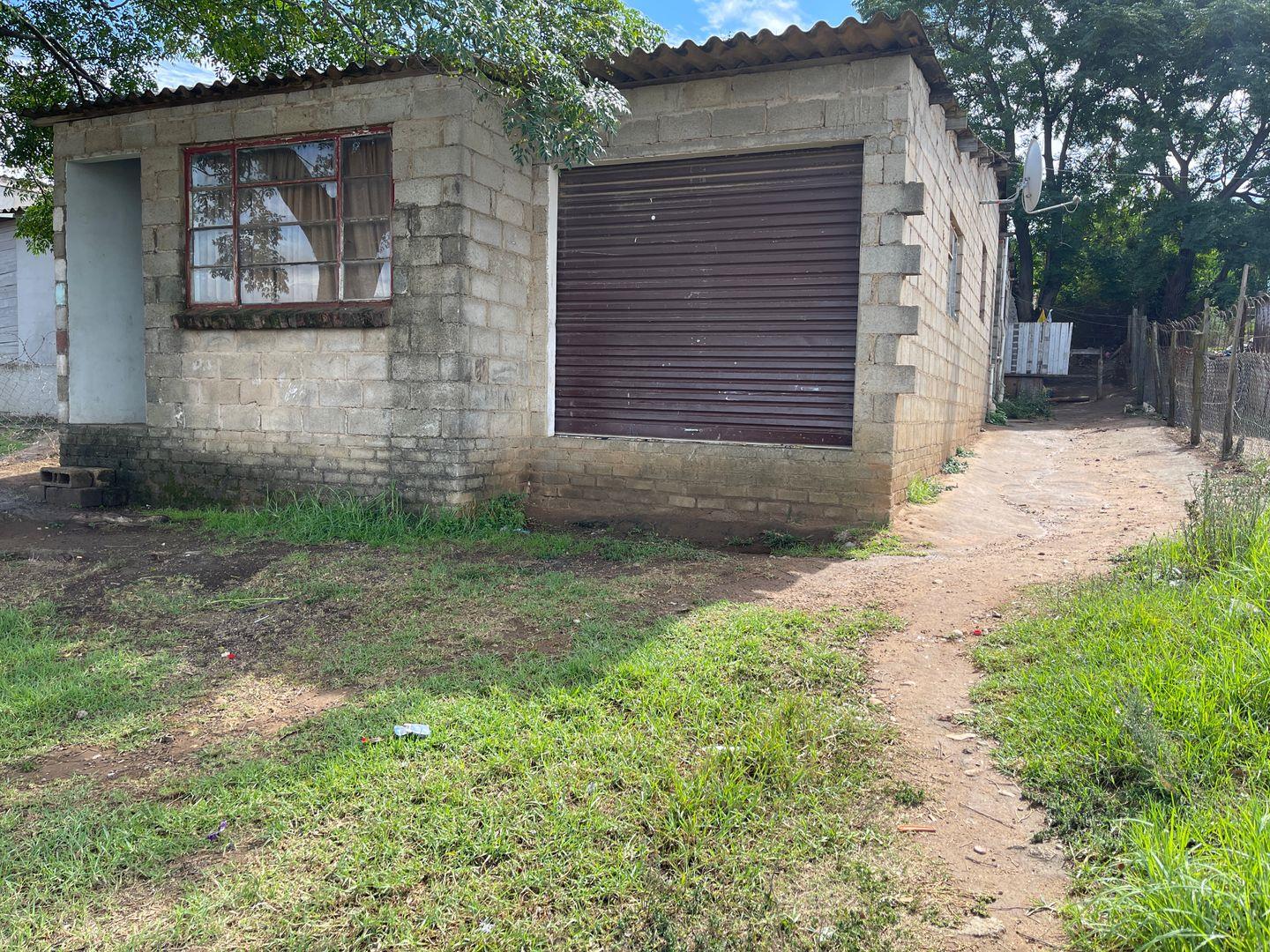 3 Bedroom House for sale in Rosedale P24114274087