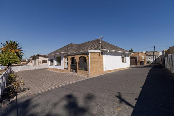 Nestled in the tranquil neighborhood of Glenhaven in Bellville, this meticulously ...