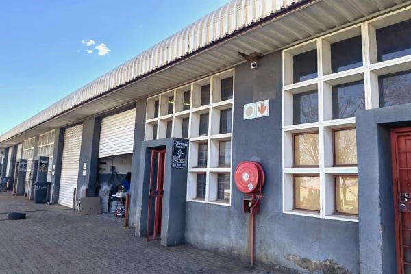 Location: Industrial Park, Alrode South, Alberton

Property Overview:
This industrial unit, situated within an industrial park in ...