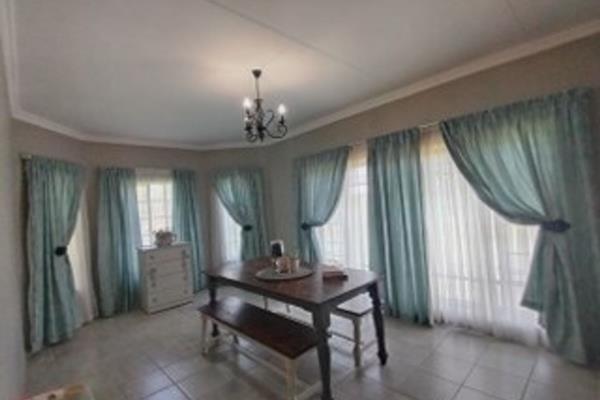This 3 Bedroom House includes:

.1 Full Bathroom with a shower and a ...
