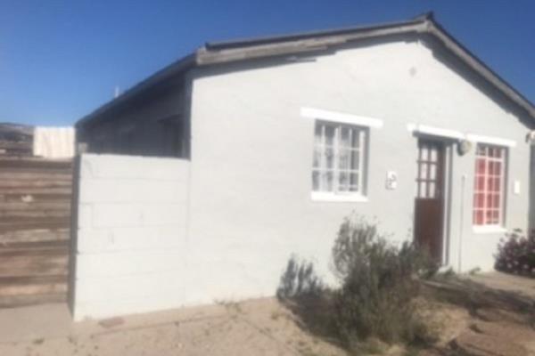 Going on Auction: Wednesday 25 September 2024
Reserve Price: R600 000.00. (All offers will be reviewed)
Non-refundable 10% commission ...