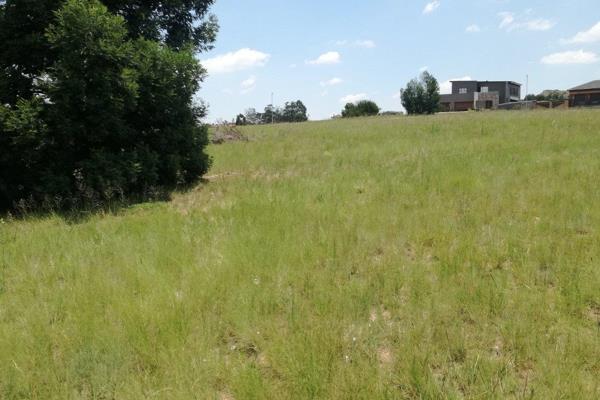 Sole mandate exclusive to Aida Heidelberg. This vacant land is located in the suburb of Berg &#39;N Dal. The suburb is but a 5-10 ...