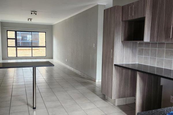 Welcome to Cobble Stone situated in Lambton.  

Gorgeous, modern units available, warm ...