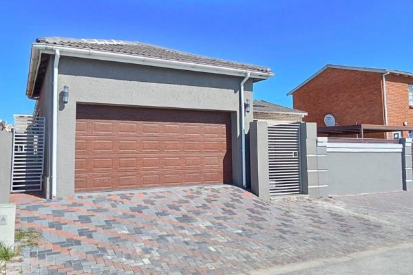 Walmer Link Property : Property and houses for sale in Walmer Link ...