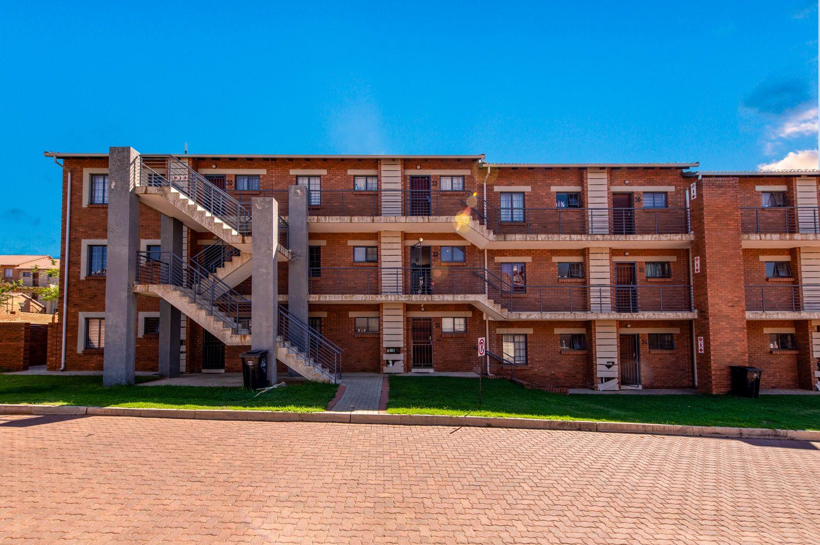 2 Bedroom Apartment / flat to rent in Sagewood P24114506097