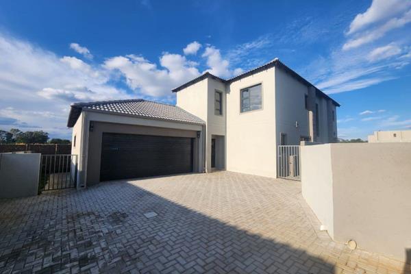 Ultra modern brand new home. You are buying directly from the developer, so No Transfer Duty is payable as VAT is included.

The ...