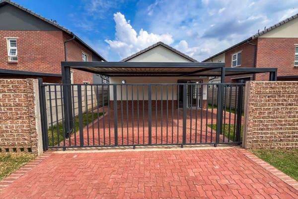 Welcome to your brand new 3 bedroom fully tiled ultra mod home that has a fully fitted kitchen with granite finishes with space for all ...