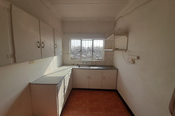 2 Bedroom Apartment to Rent in Hospitaal Park, 8 Willis Street, Wasco 4

This 2 ...