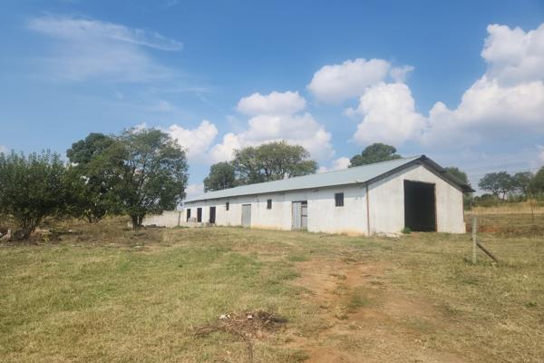 Located just 2km outside Standerton town, this 7300 square meter property offers a fantastic opportunity for agricultural enthusiasts. ...
