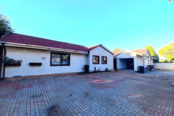 STUNNING THREE BEDROM HOME | LAPA PLUS ENTERTAINMENT AREA

Why to Buy?

- Three bedrooms ...