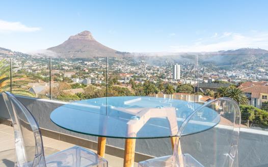 2 Bedroom Apartment / Flat for sale in Vredehoek