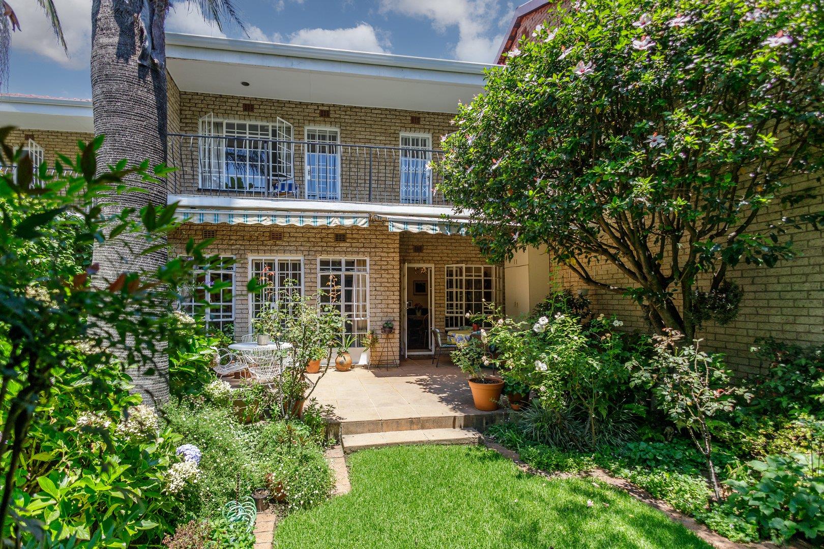 3 Bedroom Townhouse for sale in Hyde Park P24114298603