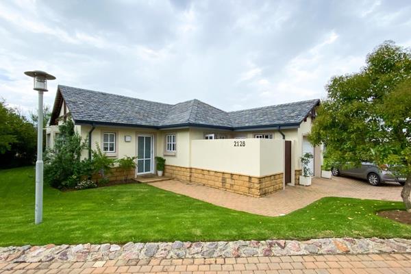 Why not live where the living is easy!
This cosy cottage is situated in the ever popular Waterfall Valley Mature Lifestyle Estate on ...