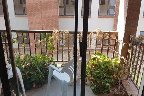 1 bedrooms / 1 bathroom / Undercover carport / Balcony / Excellent condition /

Situated ...