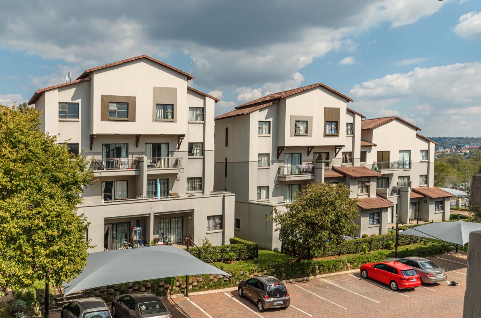 1 Bedroom Apartment / flat for sale in Sunninghill P24114209938