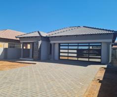 House for sale in Aerorand South