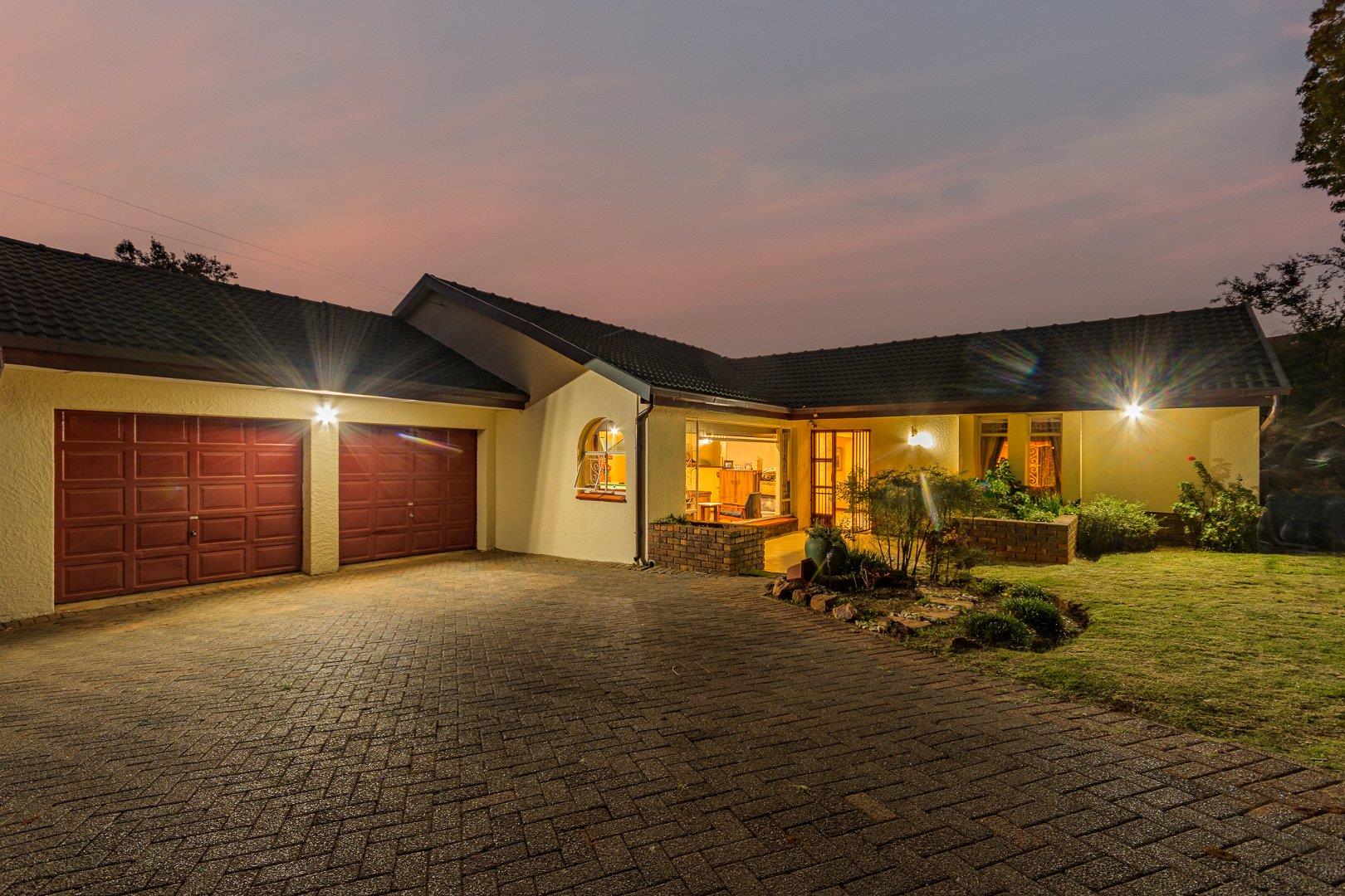 6 Bedroom House for sale in Florida Park 48 Daniel Malan Street P24